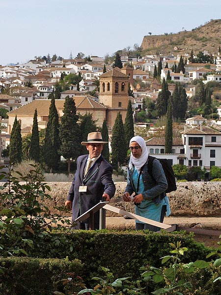 Глазами очевидцев: мусульмане в саду Хенералифе. Альгамбра
